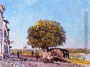 Chestnut Tree at Saint-Mammes - Alfred Sisley