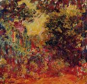 The Artists House Seen From The Rose Garden - Claude Oscar Monet